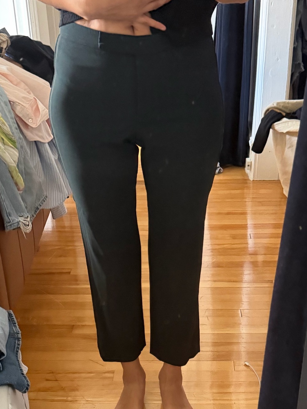 Judith Charles Women's Dark Green Cropped wool Dress Pants